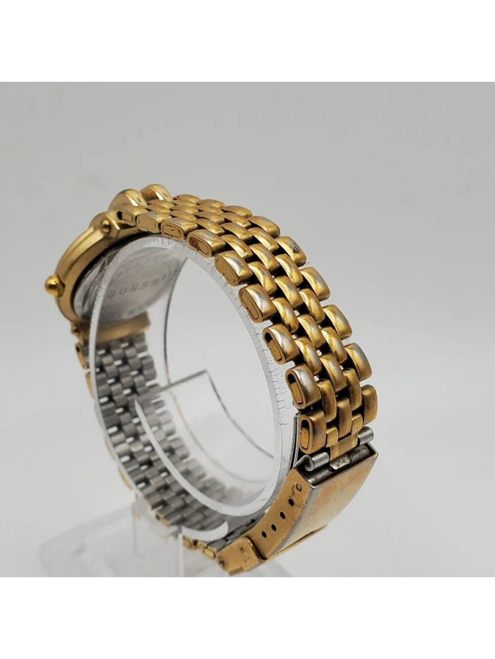 Guess Watch Womens 24mm Gold Tone Round Dial New Battery